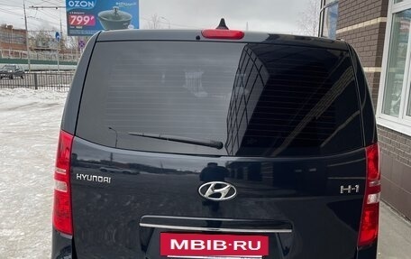 Hyundai H-1 II рестайлинг, 2021 год, 4 400 000 рублей, 16 фотография