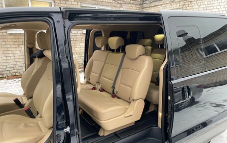 Hyundai H-1 II рестайлинг, 2021 год, 4 400 000 рублей, 26 фотография