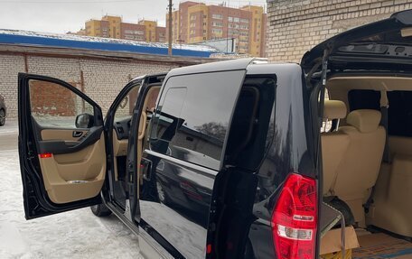 Hyundai H-1 II рестайлинг, 2021 год, 4 400 000 рублей, 29 фотография