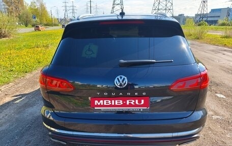 Volkswagen Touareg III, 2020 год, 5 600 000 рублей, 2 фотография