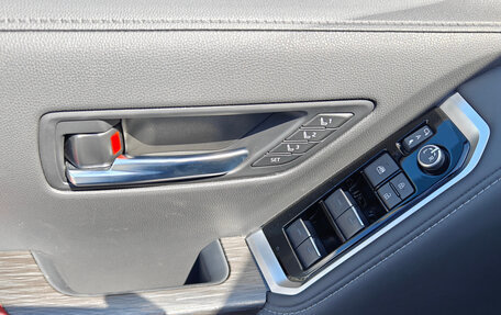 Toyota Land Cruiser, 2022 год, 11 495 000 рублей, 17 фотография