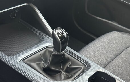 Geely Emgrand, 2024 год, 2 179 990 рублей, 9 фотография