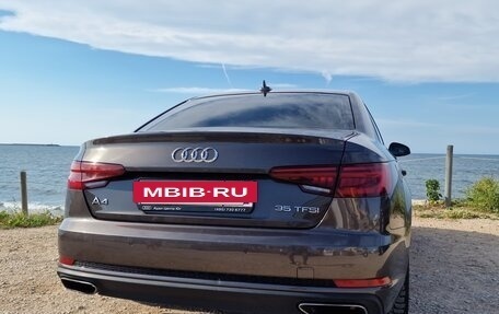 Audi A4, 2018 год, 2 700 000 рублей, 3 фотография