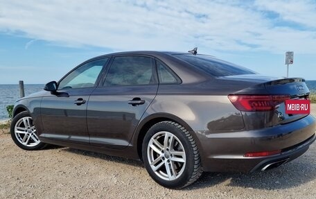 Audi A4, 2018 год, 2 700 000 рублей, 10 фотография
