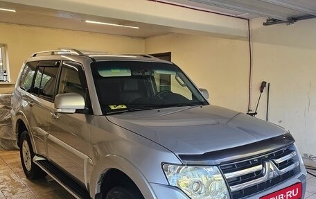 Mitsubishi Pajero IV, 2011 год, 1 700 000 рублей, 4 фотография