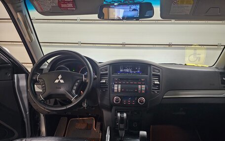 Mitsubishi Pajero IV, 2011 год, 1 700 000 рублей, 18 фотография