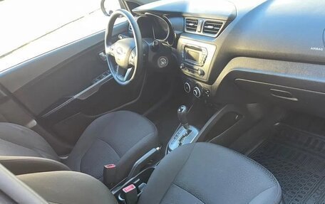 KIA Rio III рестайлинг, 2013 год, 800 000 рублей, 8 фотография
