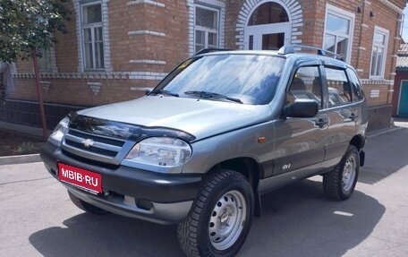 Chevrolet Niva I рестайлинг, 2006 год, 515 000 рублей, 1 фотография