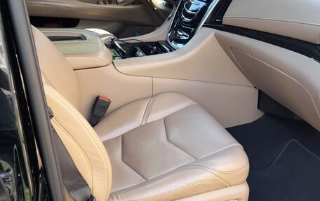 Cadillac Escalade IV, 2019 год, 5 600 000 рублей, 11 фотография