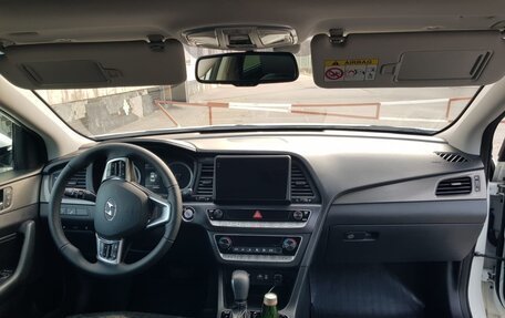 Hyundai Sonata VII, 2019 год, 1 950 000 рублей, 11 фотография