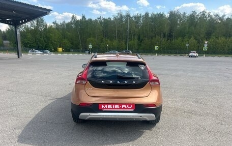 Volvo V40 Cross Country I, 2014 год, 1 100 000 рублей, 6 фотография