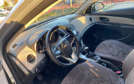 Chevrolet Cruze II, 2013 год, 630 000 рублей, 4 фотография