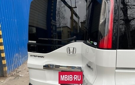 Honda Stepwgn IV, 2019 год, 2 670 000 рублей, 5 фотография