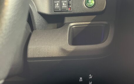 Honda Stepwgn IV, 2019 год, 2 670 000 рублей, 7 фотография
