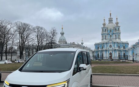 Honda Stepwgn IV, 2019 год, 2 670 000 рублей, 12 фотография