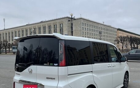Honda Stepwgn IV, 2019 год, 2 670 000 рублей, 15 фотография