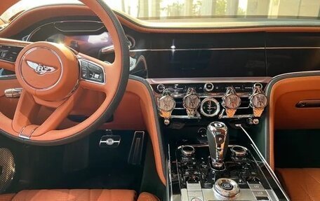 Bentley Flying Spur, 2022 год, 23 000 000 рублей, 7 фотография