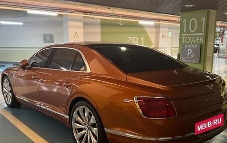 Bentley Flying Spur, 2022 год, 23 000 000 рублей, 4 фотография