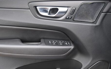 Volvo XC60 II, 2022 год, 3 250 000 рублей, 17 фотография