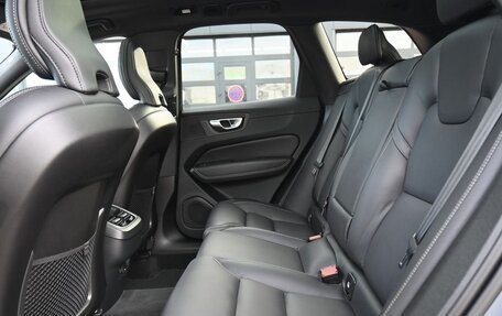 Volvo XC60 II, 2022 год, 3 250 000 рублей, 18 фотография