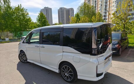 Honda Stepwgn IV, 2018 год, 2 850 000 рублей, 4 фотография