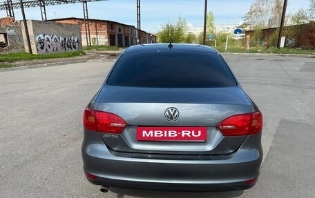 Volkswagen Jetta VI, 2012 год, 1 215 000 рублей, 13 фотография