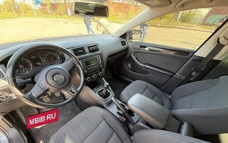 Volkswagen Jetta VI, 2012 год, 1 215 000 рублей, 7 фотография