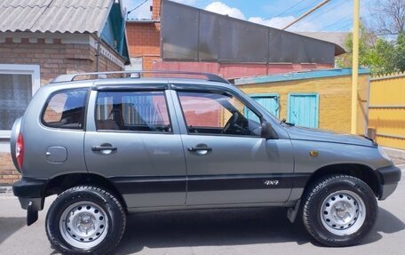 Chevrolet Niva I рестайлинг, 2006 год, 515 000 рублей, 4 фотография