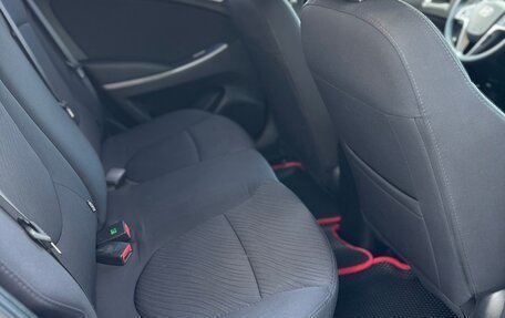 Hyundai Solaris II рестайлинг, 2015 год, 970 000 рублей, 22 фотография
