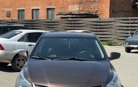 Hyundai Solaris II рестайлинг, 2015 год, 930 000 рублей, 2 фотография