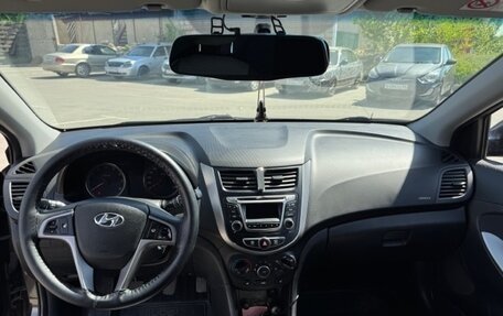 Hyundai Solaris II рестайлинг, 2015 год, 930 000 рублей, 8 фотография