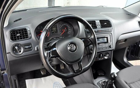 Volkswagen Polo VI (EU Market), 2017 год, 1 110 000 рублей, 11 фотография