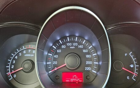 KIA Rio III рестайлинг, 2013 год, 835 000 рублей, 11 фотография