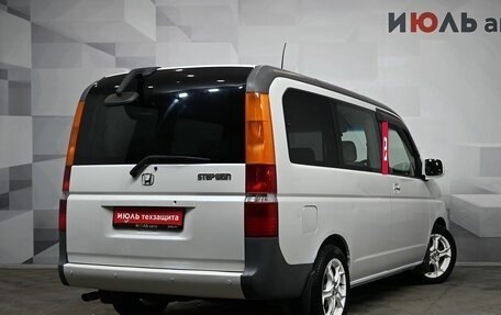 Honda Stepwgn II рестайлинг, 2001 год, 620 000 рублей, 7 фотография