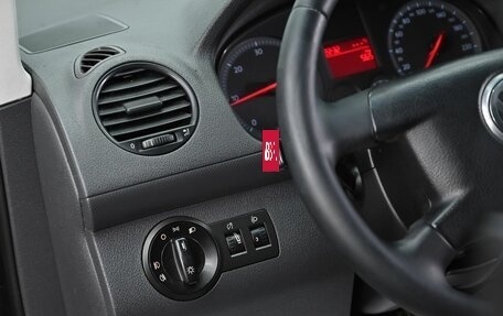 Volkswagen Caddy III рестайлинг, 2005 год, 635 000 рублей, 9 фотография