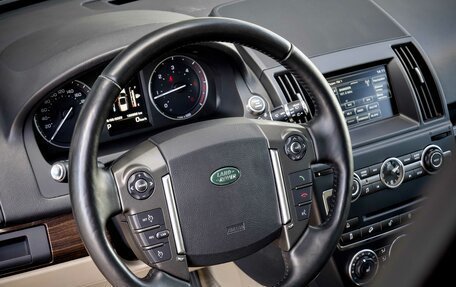 Land Rover Freelander II рестайлинг 2, 2014 год, 1 650 000 рублей, 19 фотография