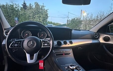 Mercedes-Benz E-Класс, 2020 год, 3 600 000 рублей, 9 фотография