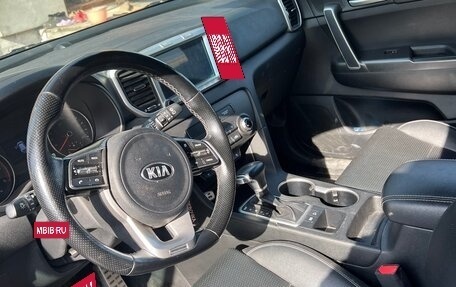 KIA Sportage IV рестайлинг, 2018 год, 2 700 000 рублей, 5 фотография