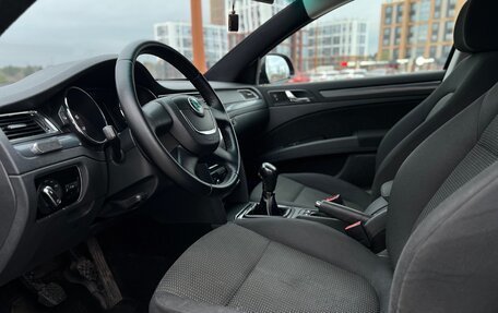 Skoda Superb III рестайлинг, 2012 год, 800 000 рублей, 18 фотография