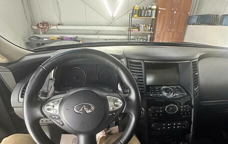 Infiniti FX II, 2010 год, 1 980 000 рублей, 4 фотография