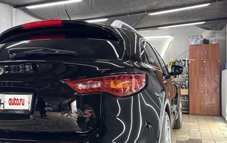 Infiniti FX II, 2010 год, 1 980 000 рублей, 21 фотография