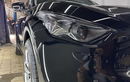 Infiniti FX II, 2010 год, 1 980 000 рублей, 18 фотография