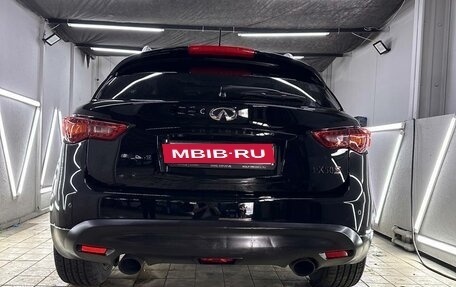 Infiniti FX II, 2010 год, 1 980 000 рублей, 24 фотография