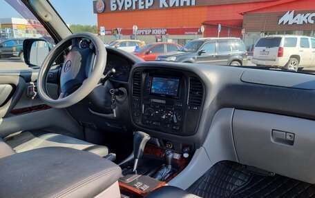 Toyota Land Cruiser 100 рестайлинг 2, 1999 год, 1 650 000 рублей, 10 фотография