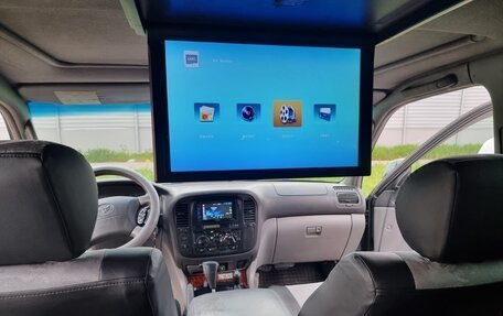 Toyota Land Cruiser 100 рестайлинг 2, 1999 год, 1 650 000 рублей, 12 фотография