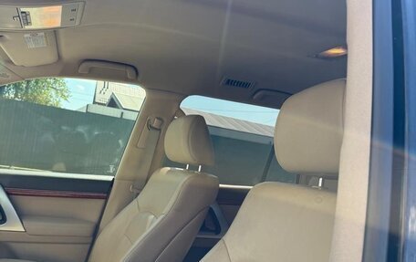 Toyota Land Cruiser 200, 2012 год, 4 150 000 рублей, 10 фотография