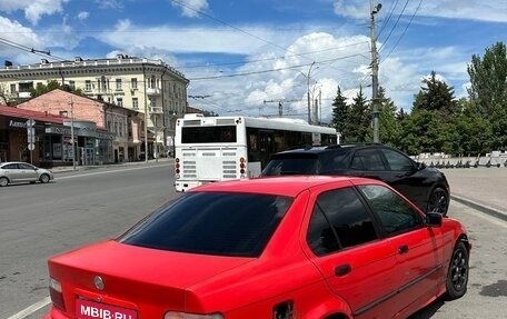 BMW 3 серия, 1994 год, 245 000 рублей, 1 фотография