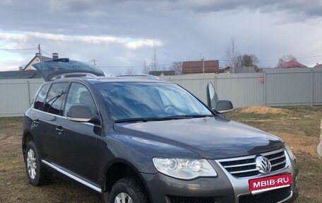 Volkswagen Touareg III, 2007 год, 700 000 рублей, 1 фотография