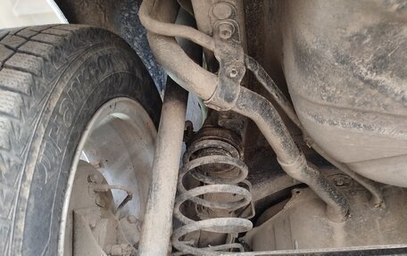 Toyota Ist II, 2002 год, 660 000 рублей, 13 фотография