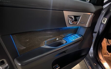 Jaguar XF I рестайлинг, 2013 год, 1 950 000 рублей, 13 фотография